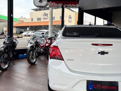 Chevrolet ONIX SEDAN Plus LT 1.0 12V Flex 4p Mec.