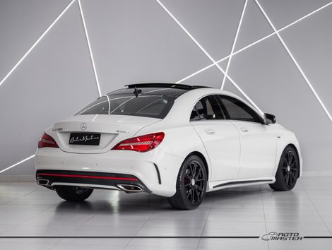 Mercedes CLA-250 Sport 4MATIC 2.0 16V 211cv Aut.