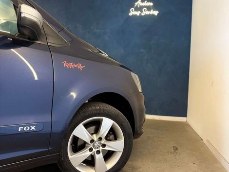 VolksWagen Fox Rock in Rio 1.6 Mi Total Flex 8V 5p