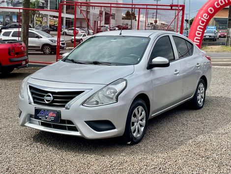 Nissan VERSA 1.0 12V FlexStart 4p Mec.