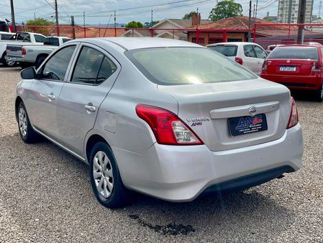 Nissan VERSA 1.0 12V FlexStart 4p Mec.