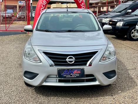 Nissan VERSA 1.0 12V FlexStart 4p Mec.