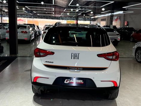 Fiat ARGO TREKKING 1.3 8V Flex
