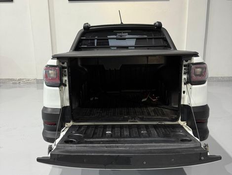 Fiat Strada Freedom 1.3 Flex 8V CD