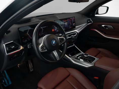 BMW 330e M Sport 2.0 Turbo Aut. (Híbrido)