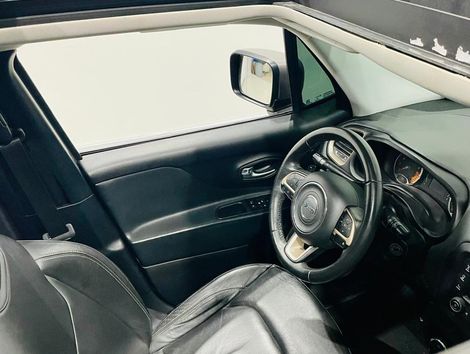 Jeep Renegade Longitude 1.8 4x2 Flex 16V Aut.