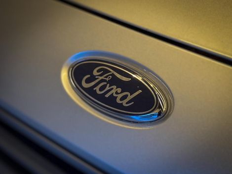 Ford Ka 1.5 Sedan SE 12V Flex 4p Mec.