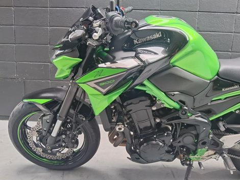KAWASAKI Z 900