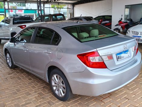 Honda Civic Sedan LXS 1.8/1.8 Flex 16V Mec. 4p