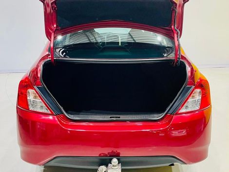 Nissan VERSA UNIQUE 1.6 16V FlexStart 4p Aut.