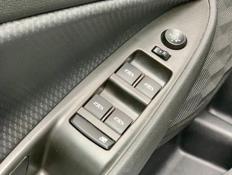 Chevrolet ONIX SEDAN Plus LT 1.0 12V Flex 4p Mec.