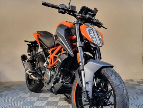 KTM DUKE 390