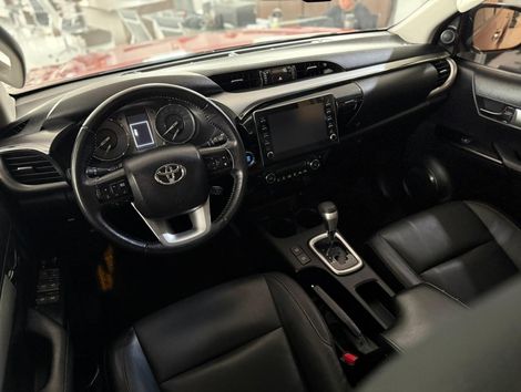 Toyota Hilux CD SRV 4x4 2.8 TDI Diesel Aut.