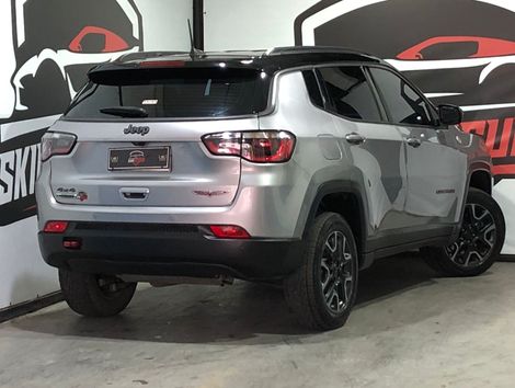 Jeep COMPASS TRAILHAWK 2.0 4x4 Dies. 16V Aut.