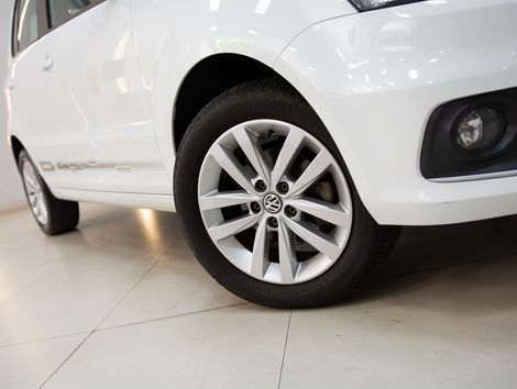 VolksWagen Fox Connect 1.6 Flex 8V 5p