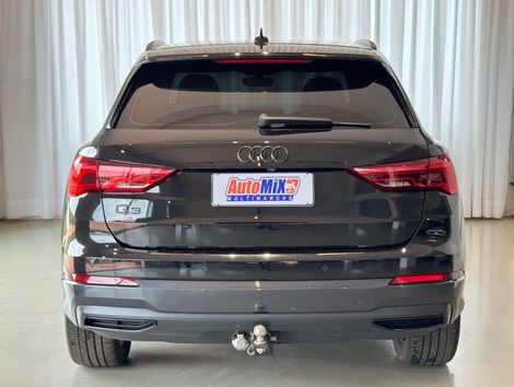 Audi Q3 Black Ed. 1.4 TFSI Flex/Black S-tron.
