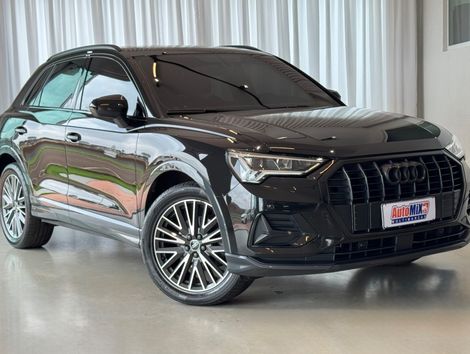 Audi Q3 Black Ed. 1.4 TFSI Flex/Black S-tron.