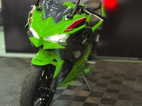KAWASAKI NINJA 500 SE