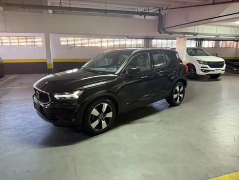 Volvo XC 40 T-5 MOMENTUM 2.0 252cv AWD