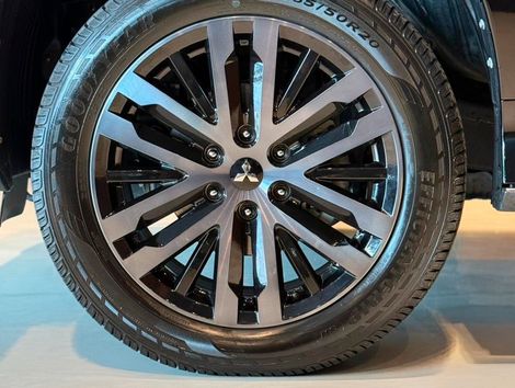 Mitsubishi Pajero Sport Legend 2.4 4x4 Diesel Aut.