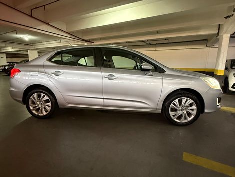 Citroën C4 LOUNGE Tendance 2.0 Flex 4p Mec.