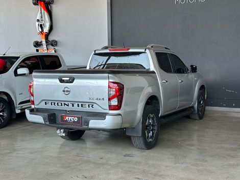 Nissan Frontier XE CD 4x4 2.3 Bi-TB Diesel Aut.