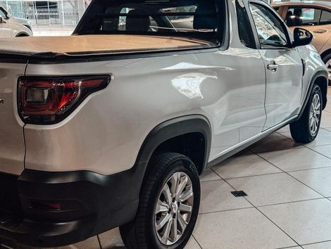 Fiat Strada Freedom 1.3 Flex 8V  CS Plus