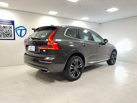 Volvo XC 60 T-8 MOMENTUM 2.0 (Híbrido)