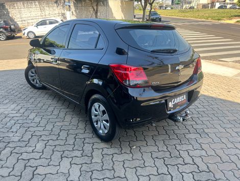 Chevrolet ONIX HATCH Joy 1.0 8V Flex 5p Mec.