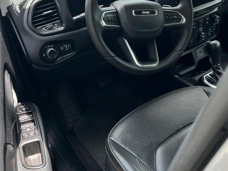 Jeep Renegade Long. T270 1.3 TB 4x2 Flex Aut.