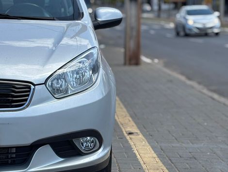 Fiat Grand Siena ATTRACTIVE 1.0 Flex 8V 4p