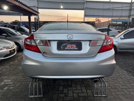 Honda Civic Sedan EXS 1.8/1.8 Flex 16V Aut. 4p