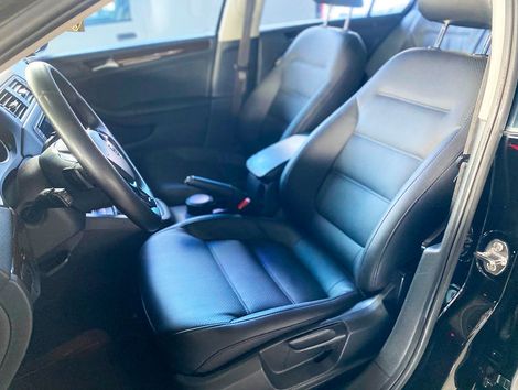 VolksWagen JETTA Comfortline 2.0 T.Flex 8V 4p Tipt.