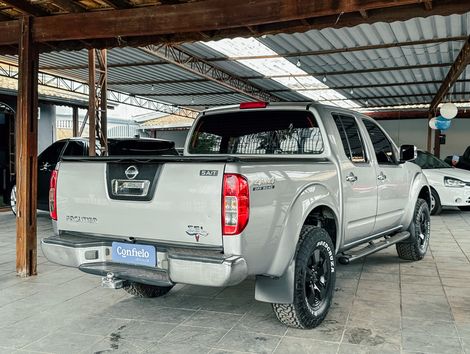Nissan Frontier SEL CD 4x4 2.5 TB Diesel Aut.