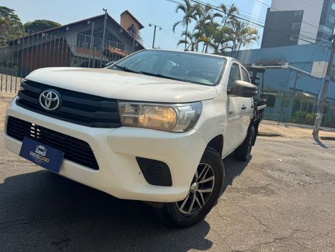 Toyota Hilux CD 4x4 2.8 Diesel Mec.
