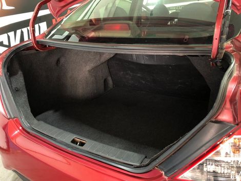 Nissan VERSA SV 1.6 16V Flex Fuel 4p Mec.