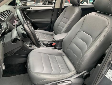 VolksWagen TIGUAN Allspac 250 TSI 1.4 Flex