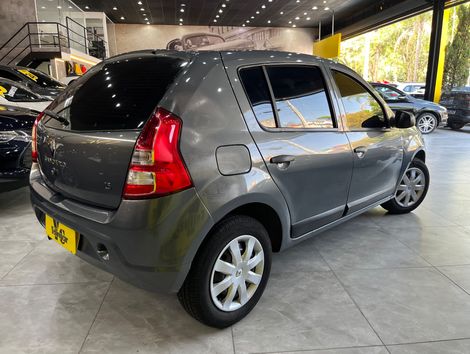 Renault SANDERO Expression Hi-Flex 1.6 8V 5p