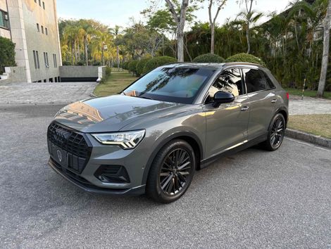 Audi Q3 Black Ed. 1.4 TFSI Flex/Black S-tron.