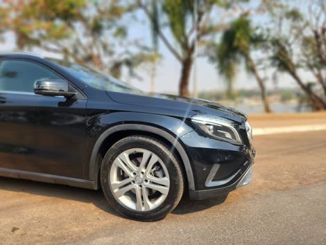 Mercedes GLA 250 Sport 2.0 TB 16V 4x2  211cv Aut.