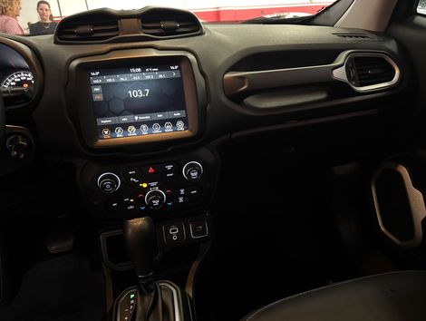 Jeep Renegade Longitude 1.8 4x2 Flex 16V Aut.