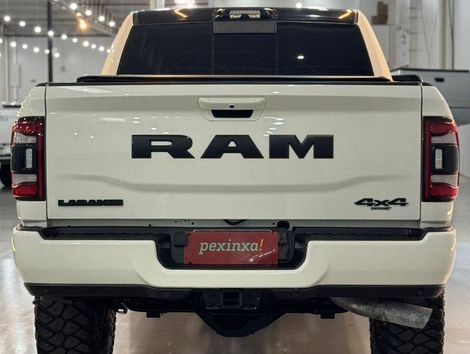 RAM 2500 LARAM. 6.7 NIGHT ED. TB CD 4x4 Die.