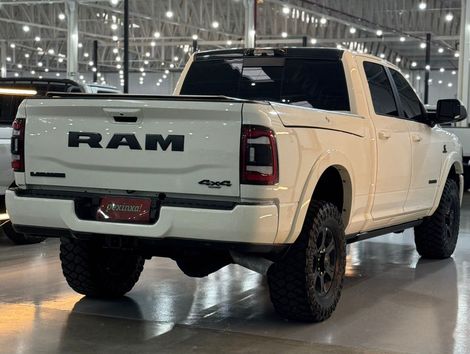 RAM 2500 LARAM. 6.7 NIGHT ED. TB CD 4x4 Die.