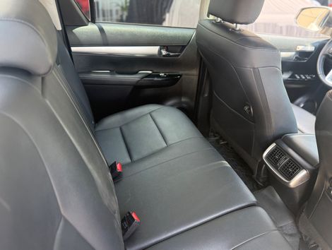 Toyota Hilux CD SRV 4x4 2.8 TDI Diesel Aut.