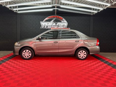 Toyota ETIOS XS Sedan1.5 Flex 16V 4p Mec.