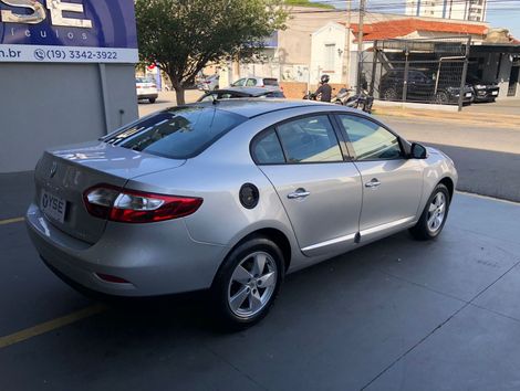 Renault FLUENCE Sed. Dynamique 2.0 16V FLEX Aut.