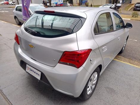 Chevrolet ONIX HATCH LT 1.0 8V FlexPower 5p Mec.