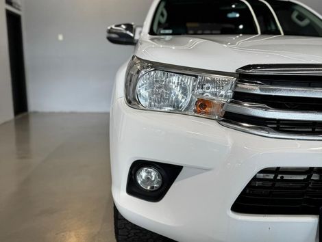 Toyota Hilux CD SRV 4x4 2.8 TDI Diesel Aut.