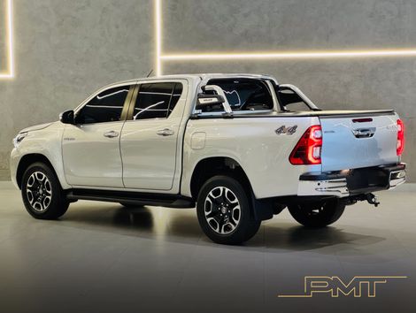 Toyota Hilux CD SRX 4x4 2.8 TDI 16V Diesel Aut.