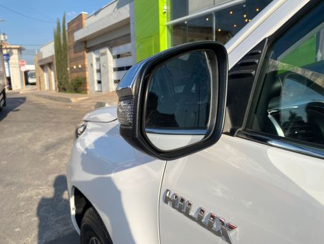 Toyota Hilux CD SRX 4x4 2.8 TDI 16V Diesel Aut.